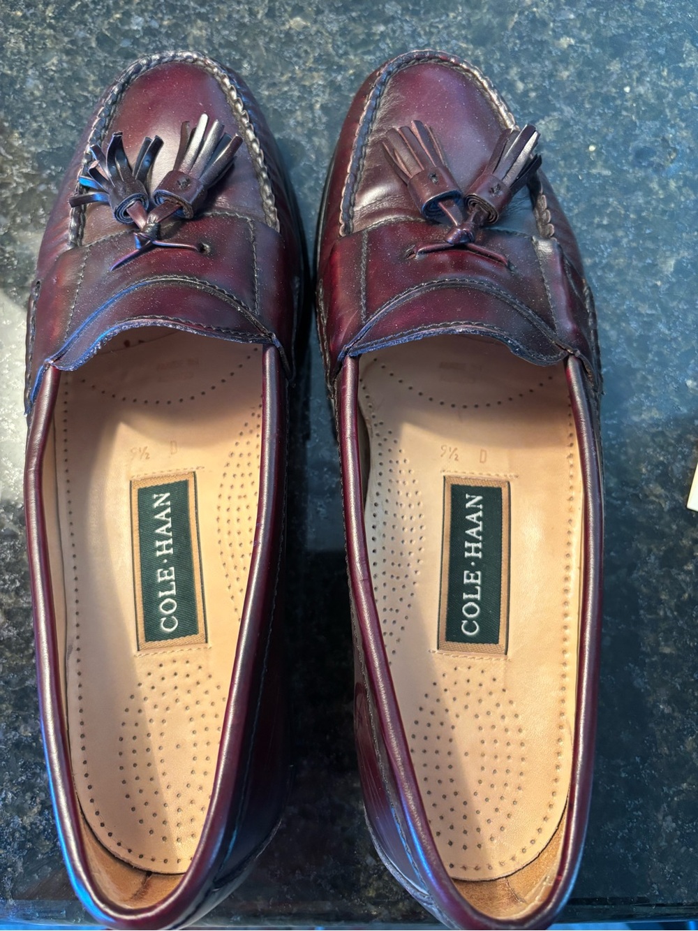Cole Haan Men's Burgundy Leather Tassel Loafers - Picture 1 of 5